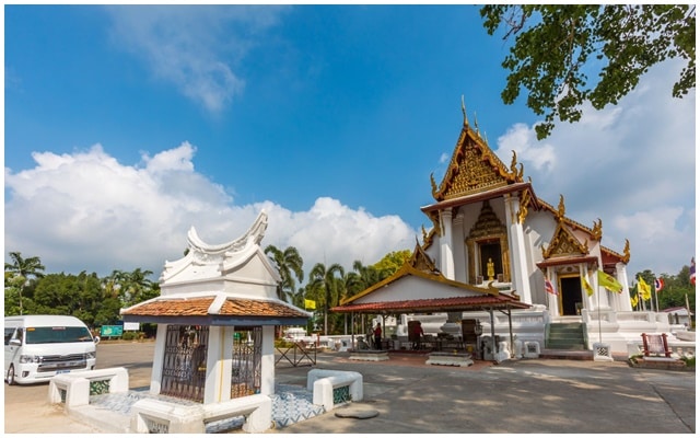 วัดหน้าพระเมรุ