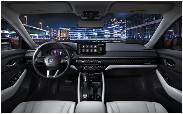 ห้องโดยสาร Honda New Accord G11