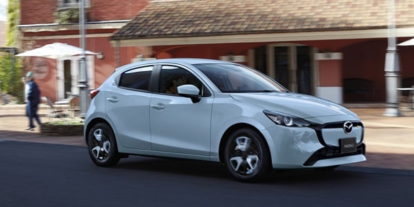 รถยนต์ New Mazda 2