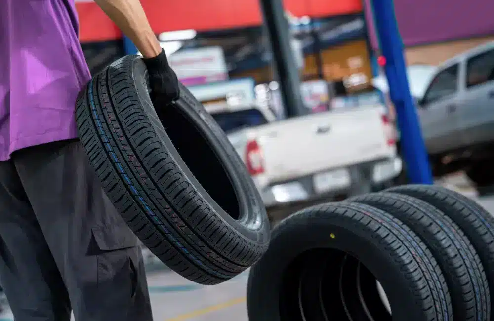 ยาง Radial ต่างจากยางรถยนต์ทั่วไปอย่างไร