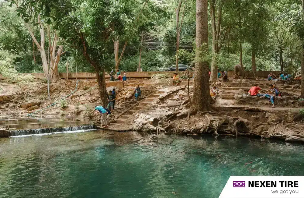 น้ำผุดบ้านท่าช้าง-lg