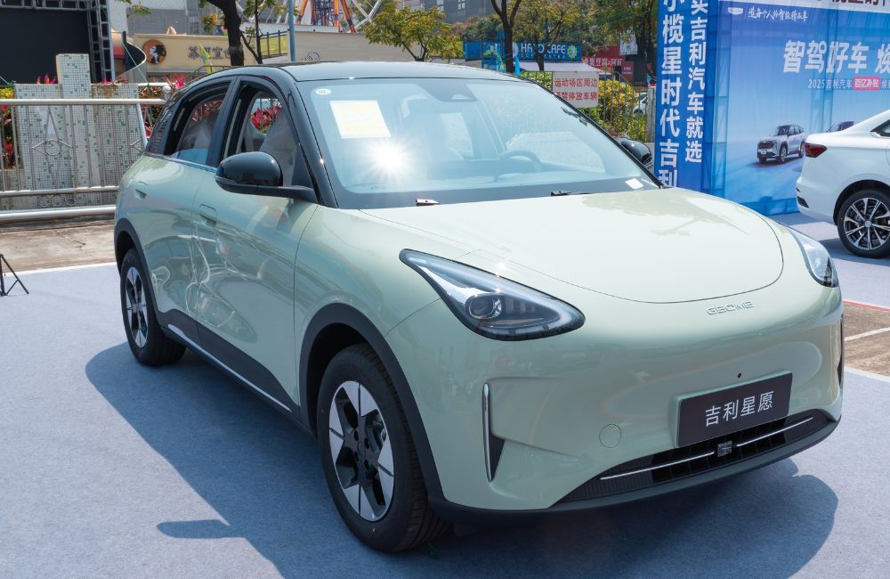 Geely EX2 เก๋งเล็กขับหลัง สเปกเกินตัว ราคาเริ่ม 4.29 แสน